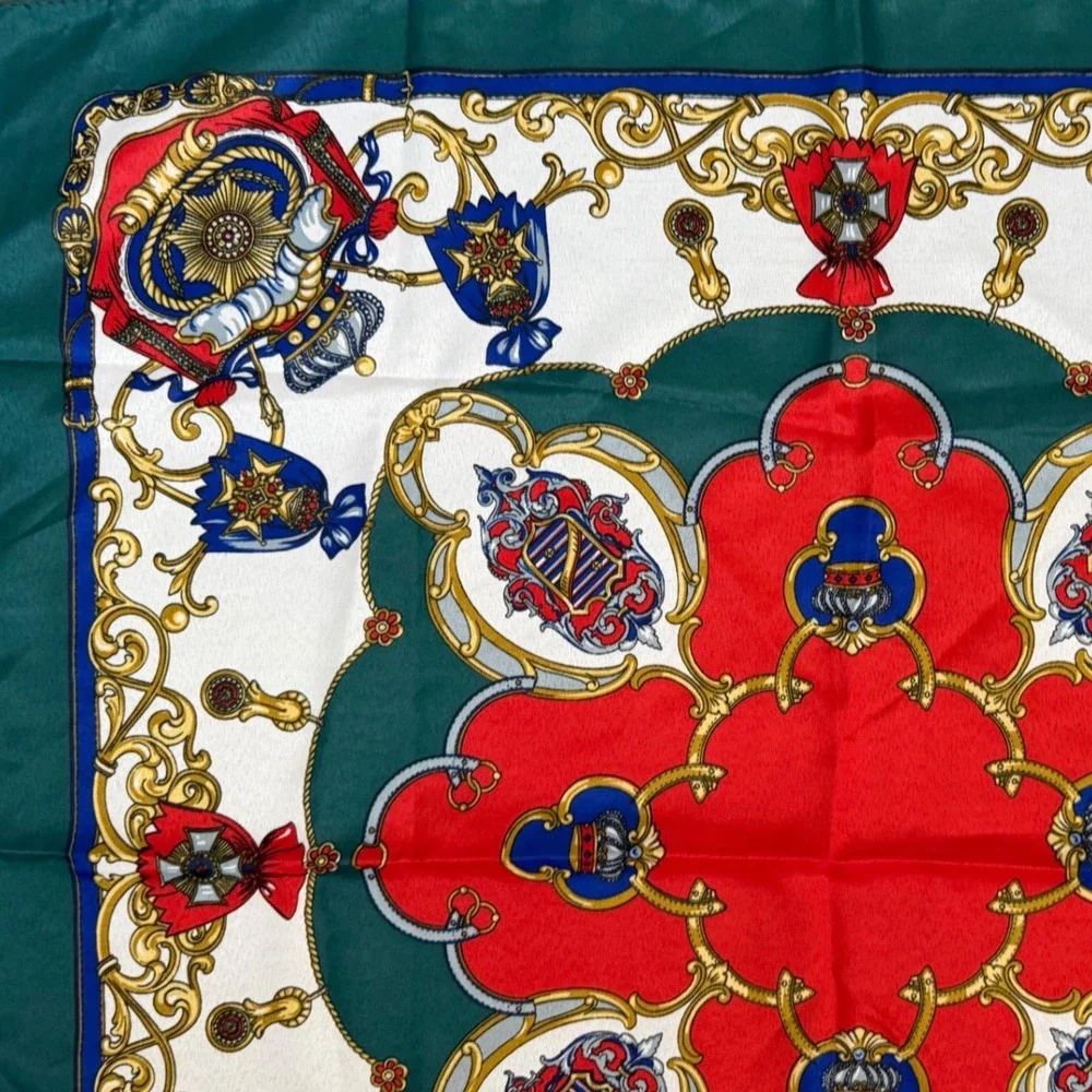 Vintage Baroque Classic Scarf Green Red Gold Heraldic Crest Crown 90s Italy‎